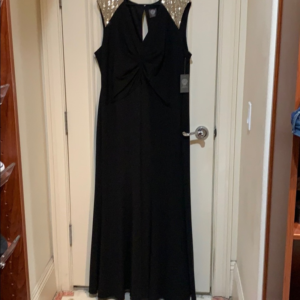 Vince Camuto formal floor length dress